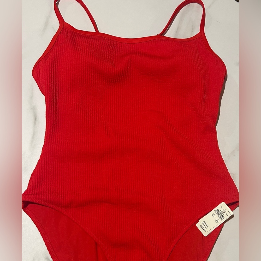 Swimsuit - Picture 4 of 7